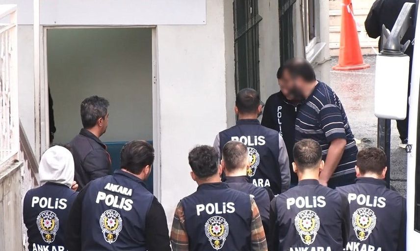 Eyüpsultan soruşturmasında 28 şüpheli sağlık kontrolünün ardından Ankara'ya gönderildi