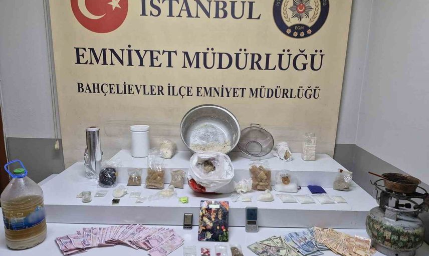 Bahçelievler'de Şirinevler'deki ikamette uyuşturucu ticaretine operasyon: 11 kilo ele geçirildi