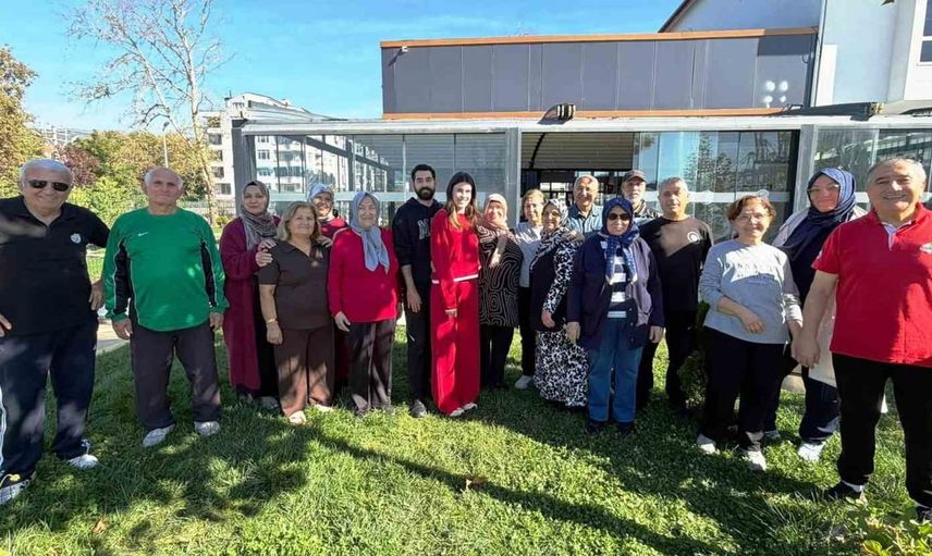 Körfez'de 60 yaş üstü için hareket ve sohbet bir arada