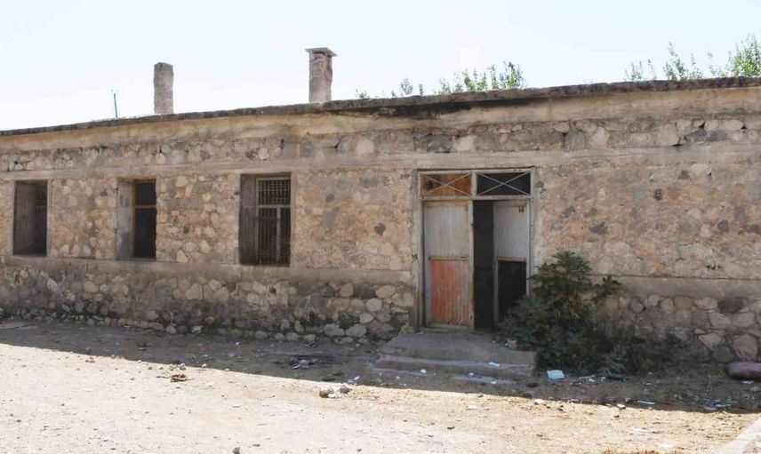 Silopi Başverimli'de can ve mal güvenliğini tehdit eden metruk bina yıkılacak