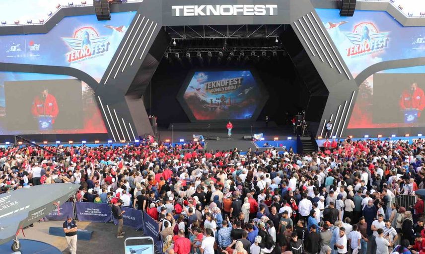 Gençler terörden değil teknolojiden konuşuyor: Şanlıurfa'da TEKNOFEST mesajı