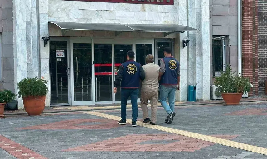 Caminin yardım kutusundan para çalınması sonrası zanlı Burdur'da yakalandı