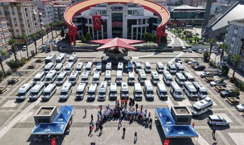 Canik'te vatandaşlardan Erdoğan'a coşkulu karşılama