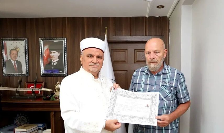 Karabük'te eşinin yaşamı ilham oldu, 66 yaşında İslamiyet'i benimsedi