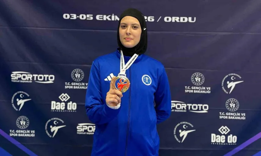 Aydın'ın sporcusu Elifnaz Köseoğlu +73 kilogramda Türkiye şampiyonu oldu