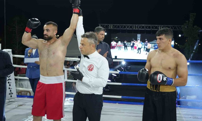 sınırlar aşan ring: Iğdır'da uluslararası şampiyon boks gecesi