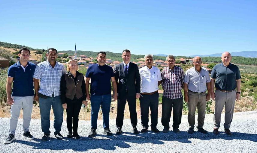 İki ilçe arasındaki 7 kilometrelik bağlantı yolu sathi kaplamayla yenilendi