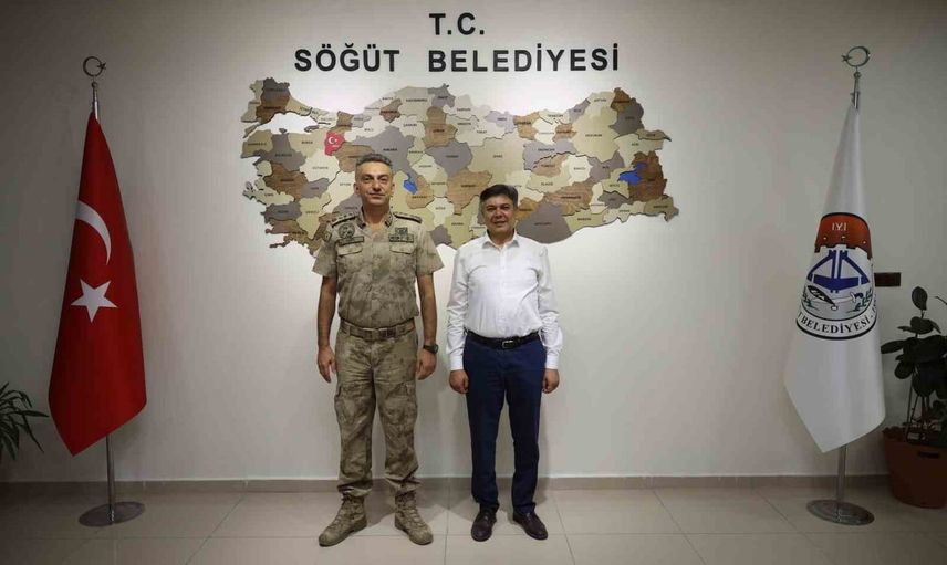 Söğüt komutanını Çanakkale'ye uğurladı