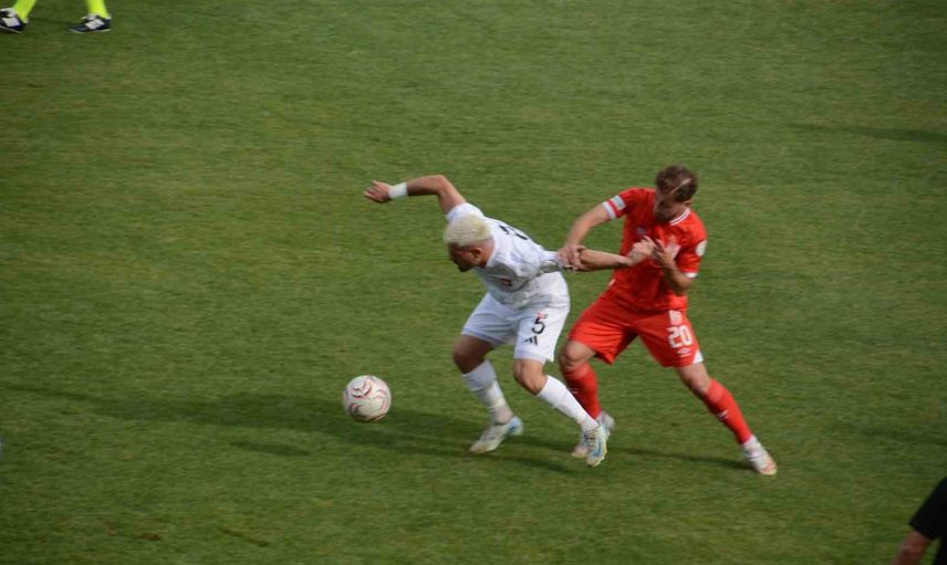 Balıkesirspor Aliağa'da farklı galip geldi