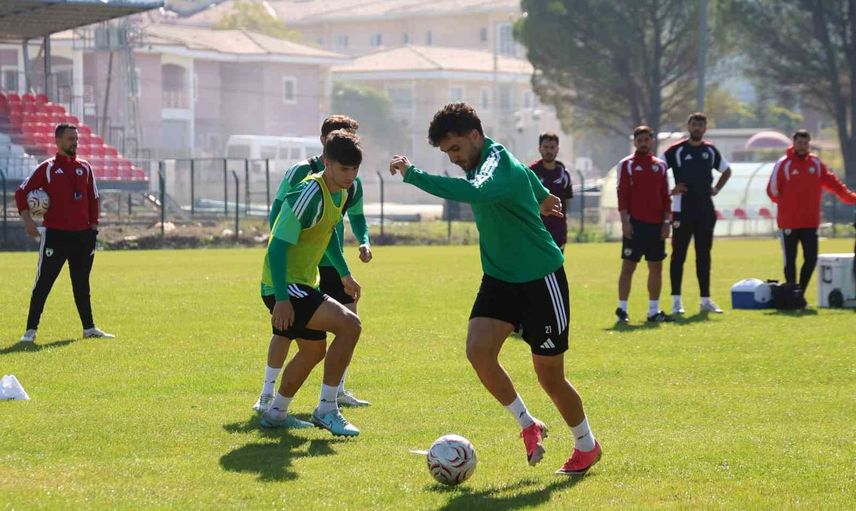 Yalçın Koşukavak: Del Pino yok, İstanbulspor sınavında galibiyet umudu