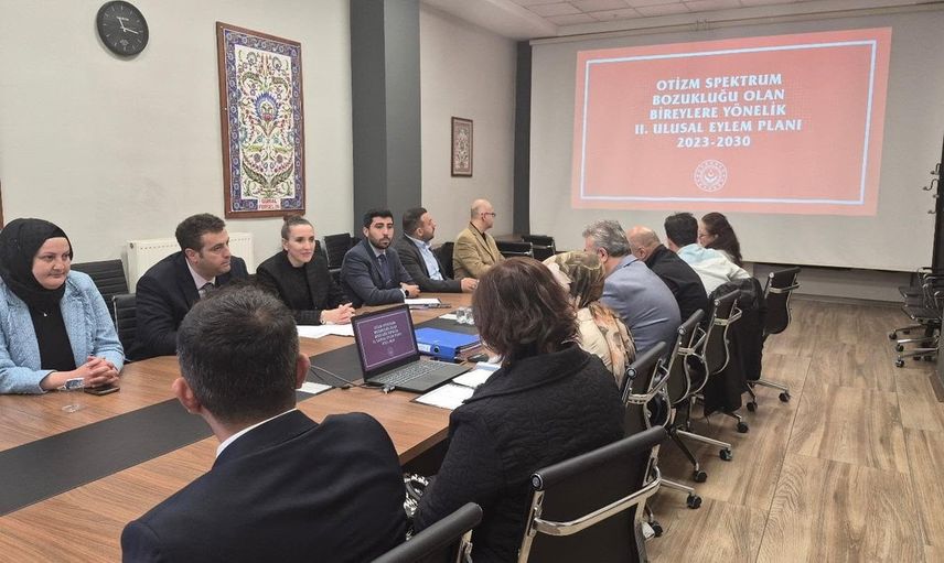 Kütahya'da ailelerin talepleri odağında otizm eylem planı değerlendirildi