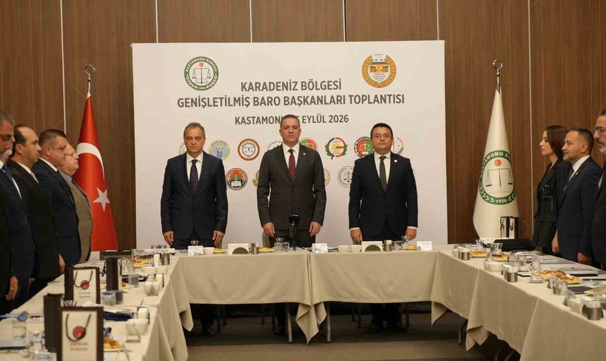 Karadeniz baro başkanları Kastamonu'da hukukun üstünlüğünü ve mesleki sorunları gündeme taşıdı