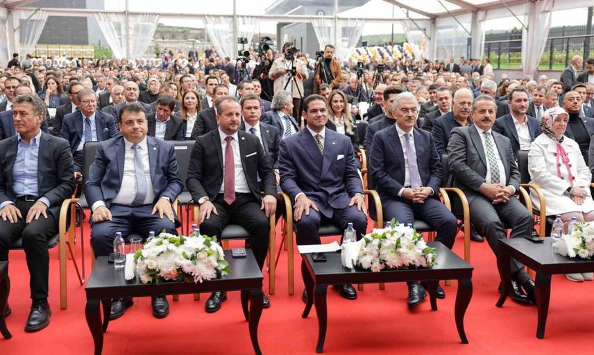 Özdilek üretimini dijitalize eden 120 milyon dolarlık üretim kompleksi hizmete girdi
