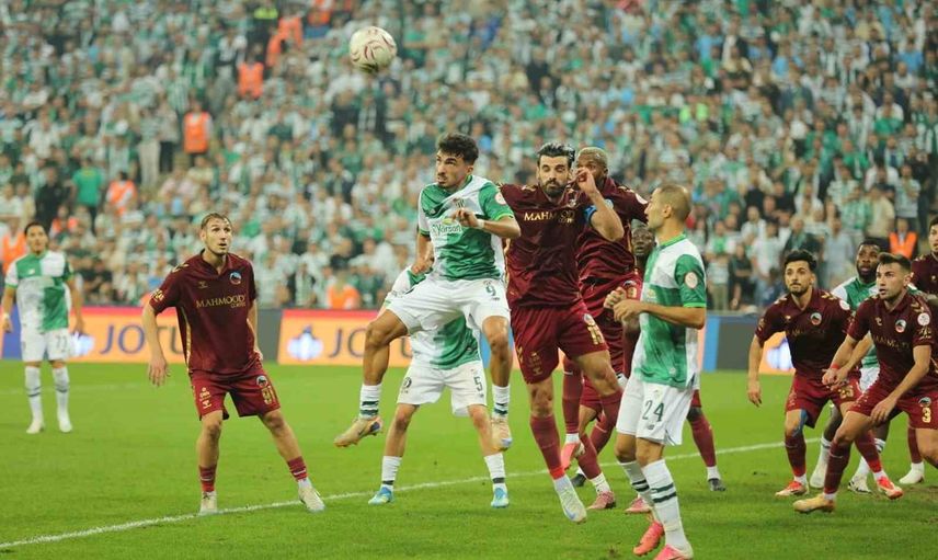 Bursaspor evinde tökezledi: Mardin 1969 Spor son dakikada 2-1 kazandı