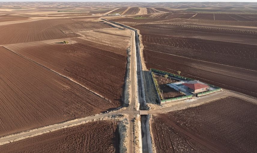 Seve Barajı derivasyon kanalları kışa hazırlanıyor