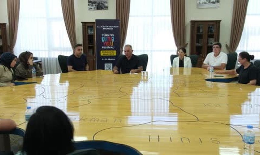 Erzurum'da kültür yolu festivalinin sekizinci günü sanatın çok sesliliğini sergiledi