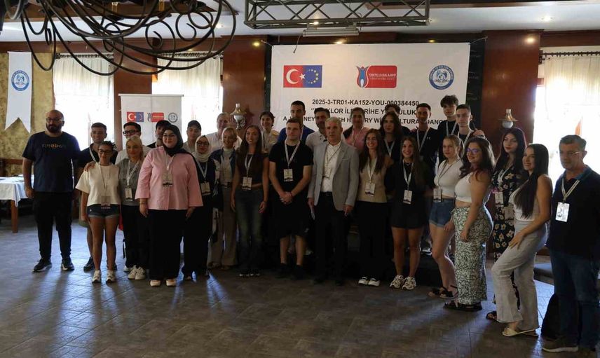 Kırşehir'de gençlerin kültürel köprüleri örülüyor
