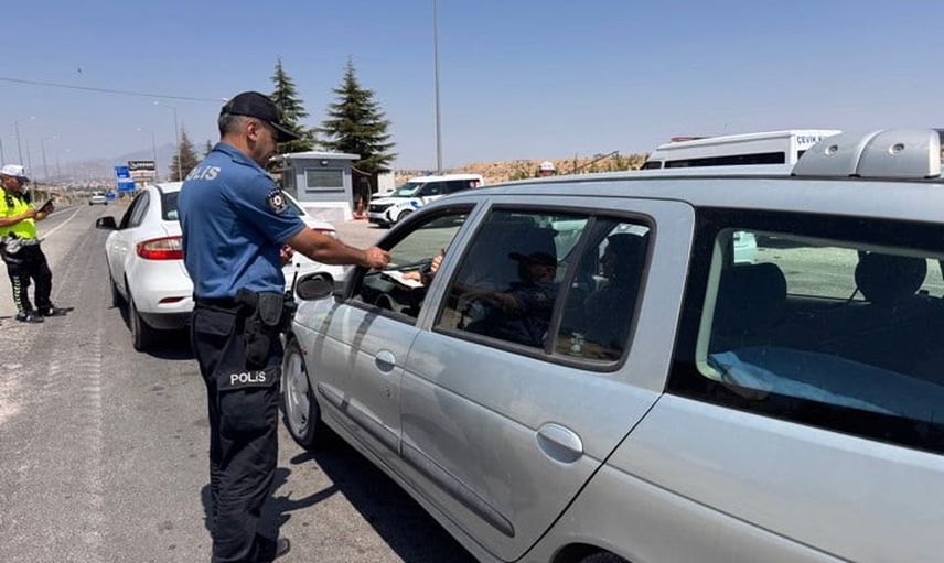 Karaman'da geniş çaplı denetimlerin ardından 13 kişi cezaevine gönderildi