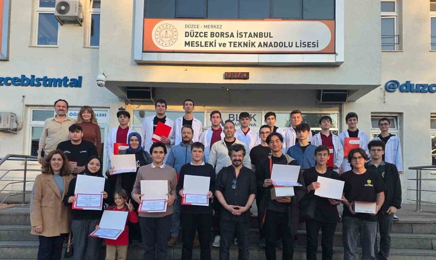 Öğrenciler sanal gerçeklikle üç boyutlu tasarıma adım attı