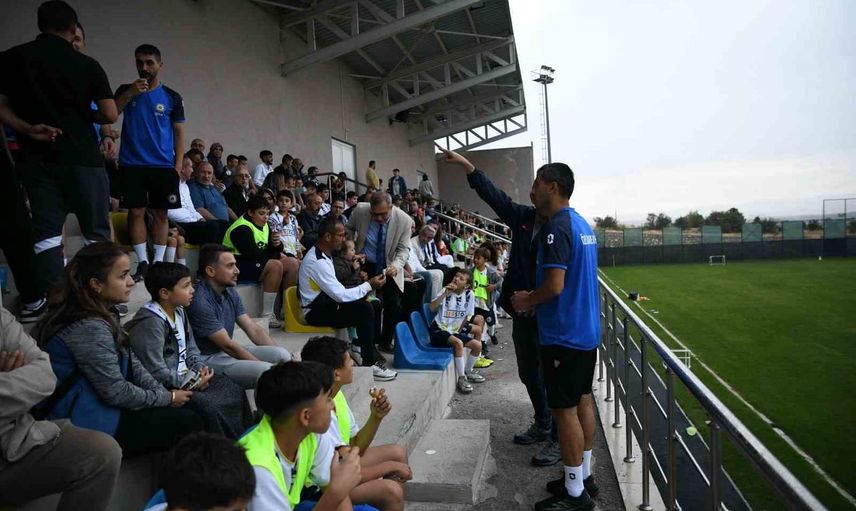 Futbol sahasında iki ay: 120 çocuk Kastamonu yaz okulunu tamamladı