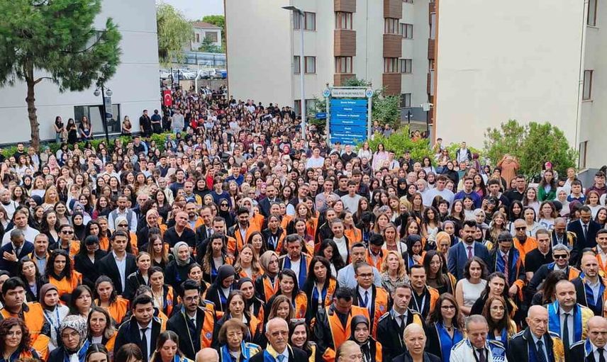 Avrasya Üniversitesi 55 yeni akademisyenle kadrosunu güçlendiriyor