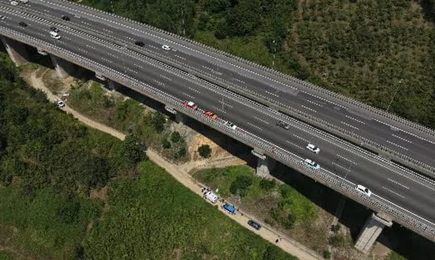 Düzce otoyolunda ortopedi uzmanı viyadük altında ölü bulundu