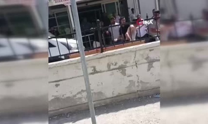 Muradiye’de aile kavgası can aldı: 22 yaşındaki genç tedaviye direnemedi