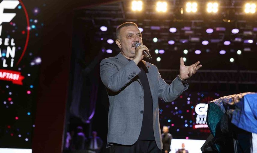 sincan yaz festivalinde kültür ve müziğin buluşması