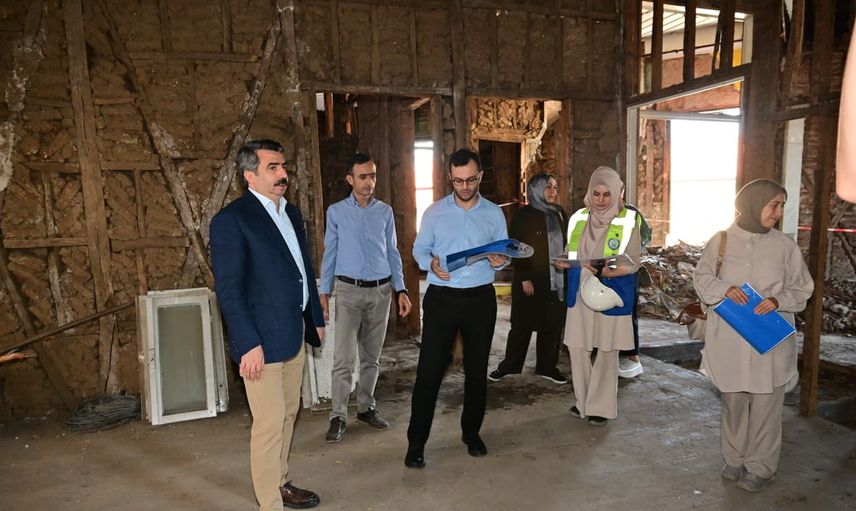 Tarihi yapı kütüphaneye dönüşüyor: Osman Şevki Uludağ gençlere açılıyor