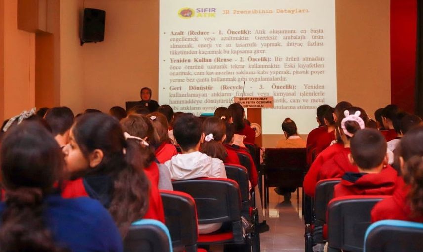 Geleceğin çevrecileri yetişiyor: Erzincan'da öğrencilere sıfır atık eğitimi