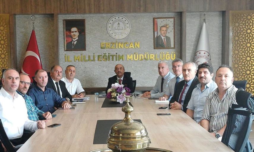 İmam hatip yöneticileri yeni eğitim yılı hazırlıkları için Erzincan'da toplandı