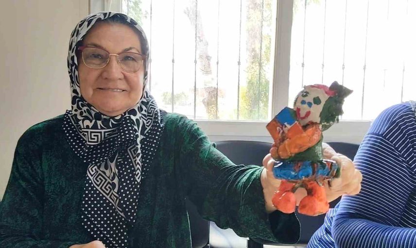 Kadınların içsel gücünü öne çıkaran sevgi sanatı atölyesi