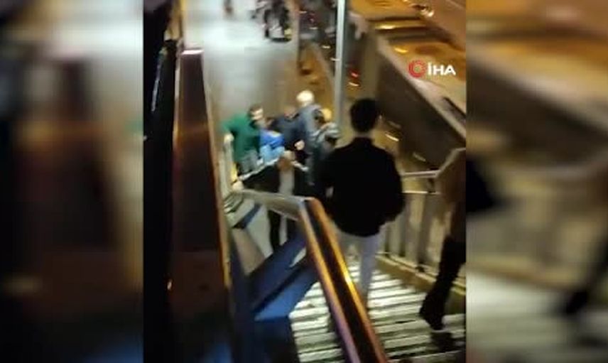 Engelli erişim ihmali Haramidere metrobüs durağında görüntülendi