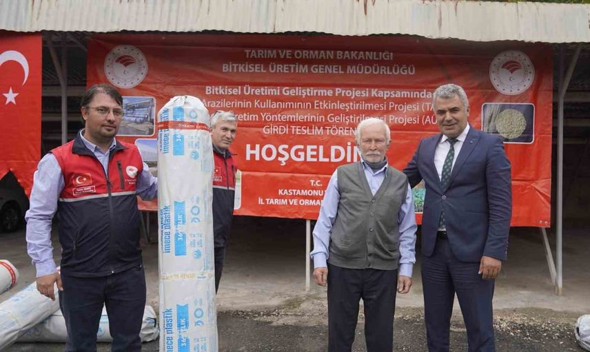 Kastamonu’da örtü altı üretime 5 milyon liralık destek: 502 sera örtüsü dağıtıldı