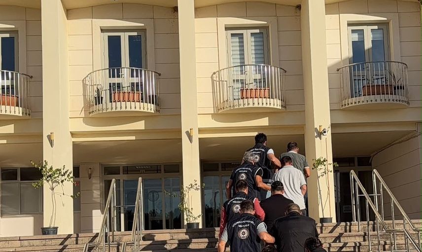 Bodrum'da göçmen kaçakçılığı ağı çökertildi: üç şüpheli tutuklandı