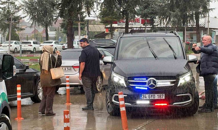 Düzce'de hayatını kaybeden Üsküdar başkanvekilinin naaşı İstanbul'a gönderildi
