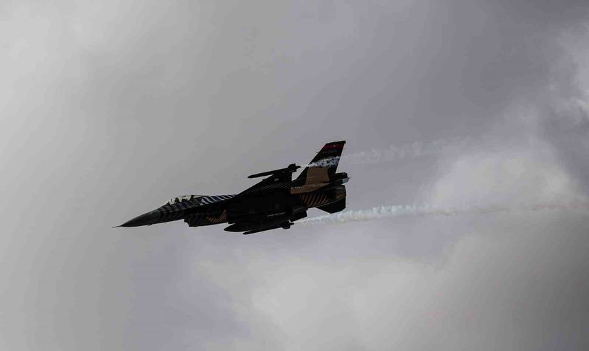 Gökyüzünde Türk gücü: SOLOTÜRK ve T-129 ATAK Şanlıurfa'da gösteri sundu