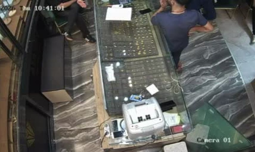 Şanlıurfa Karaköprü'de 5.4 büyüklüğünde sarsıntı, panik anları kameralarda