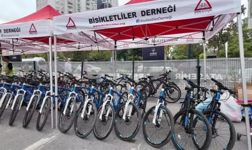 Ataşehir'de nesiller arası hareketlilik rüzgârı: pedallar sürdürülebilir yaşam için döndü