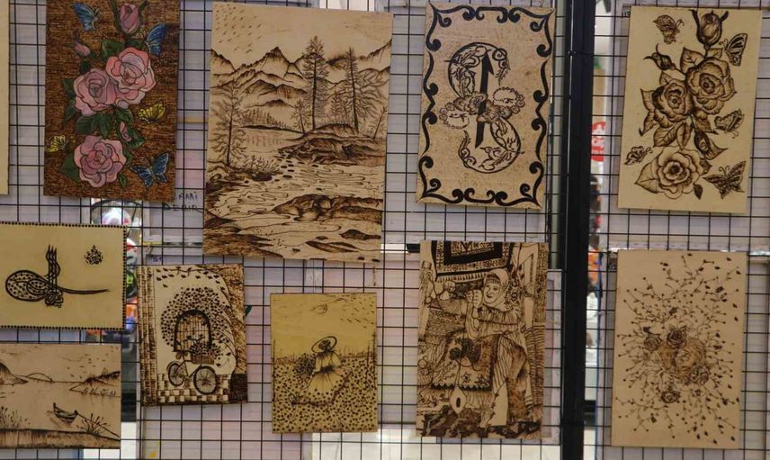 Adana'da hükümlülerin eserleri bağımlılıkla mücadeleye dikkat çekti