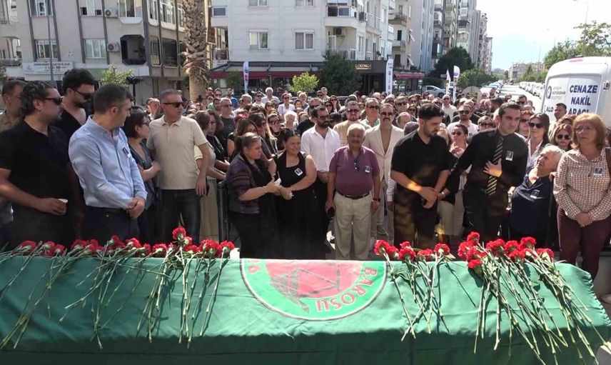 Kongolu öğrenci, avukatının cenazesinde gözyaşlarıyla veda etti