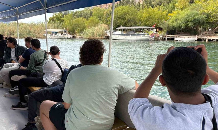 Yeni dönemin ilk gezisinde öğrenciler Muğla'nın tarih ve doğasıyla kaynaştı
