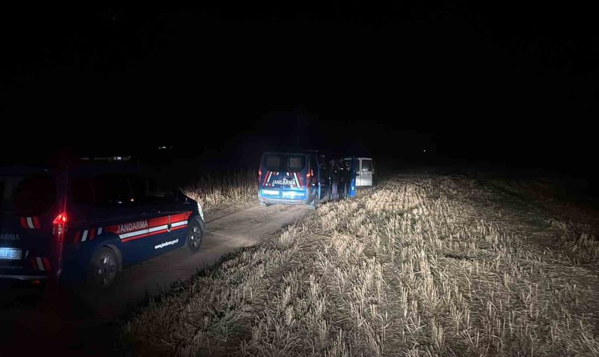 Emirdağ'da çuvallı soğan hırsızlığı jandarmanın devriyesiyle sonlandı