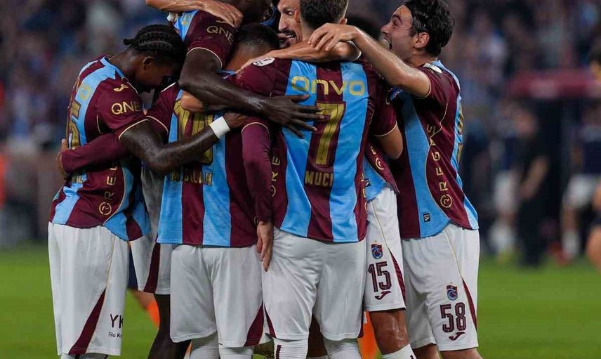 Salah ve Shomurodov’un golleriyle ilk yarı 1-1
