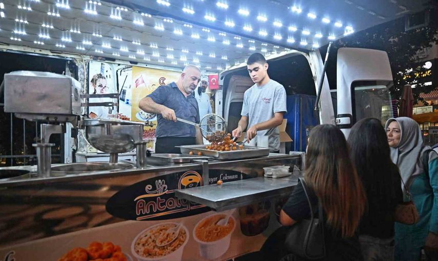 Mevlit kandilinde 19 ilçede lokma dağıtımıyla birlik vurgusu