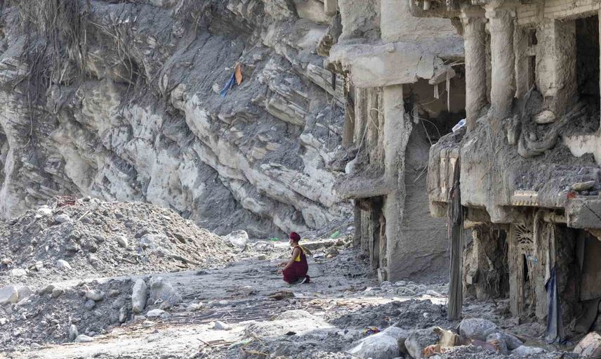Himalayalar'dan kopan buzul sonrası Nepal'de can kaybı 1.357'ye çıktı