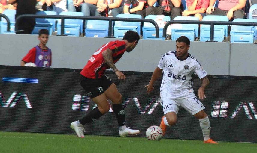 Başkentte Diabate'nin golüyle Gençlerbirliği ilk yarıyı önde tamamladı