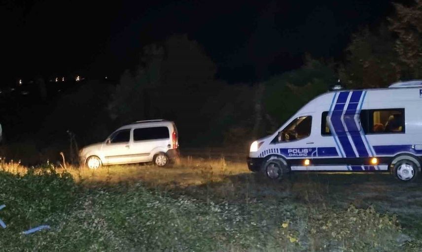 Sinop'ta tekne alabora oldu: bir polis yaşamını yitirdi, diğeri için arama sürüyor
