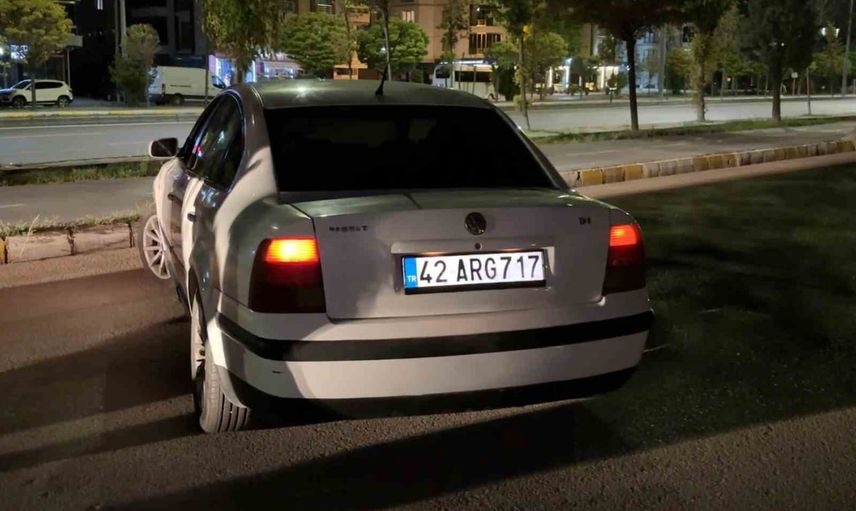 Yol ortasında sızan sürücünün müdahalesi sonrası yakınlarına teslim edildi