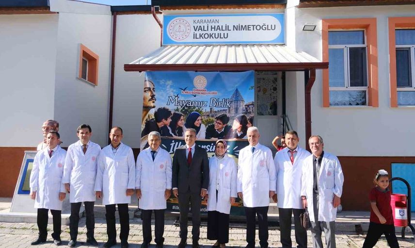 Karaman'da kardeşlik temasıyla 50 bin 750 öğrenci ders başı yaptı